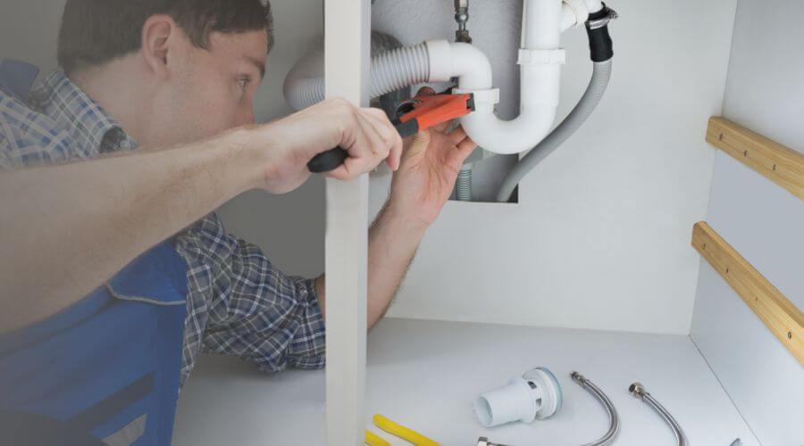 Local expert plumbing services in Scottsburg, IN